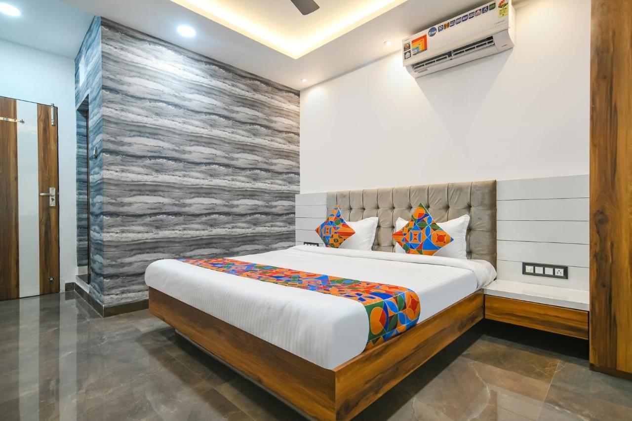 Fabhotel Stay Well อินดอร์ ภายนอก รูปภาพ