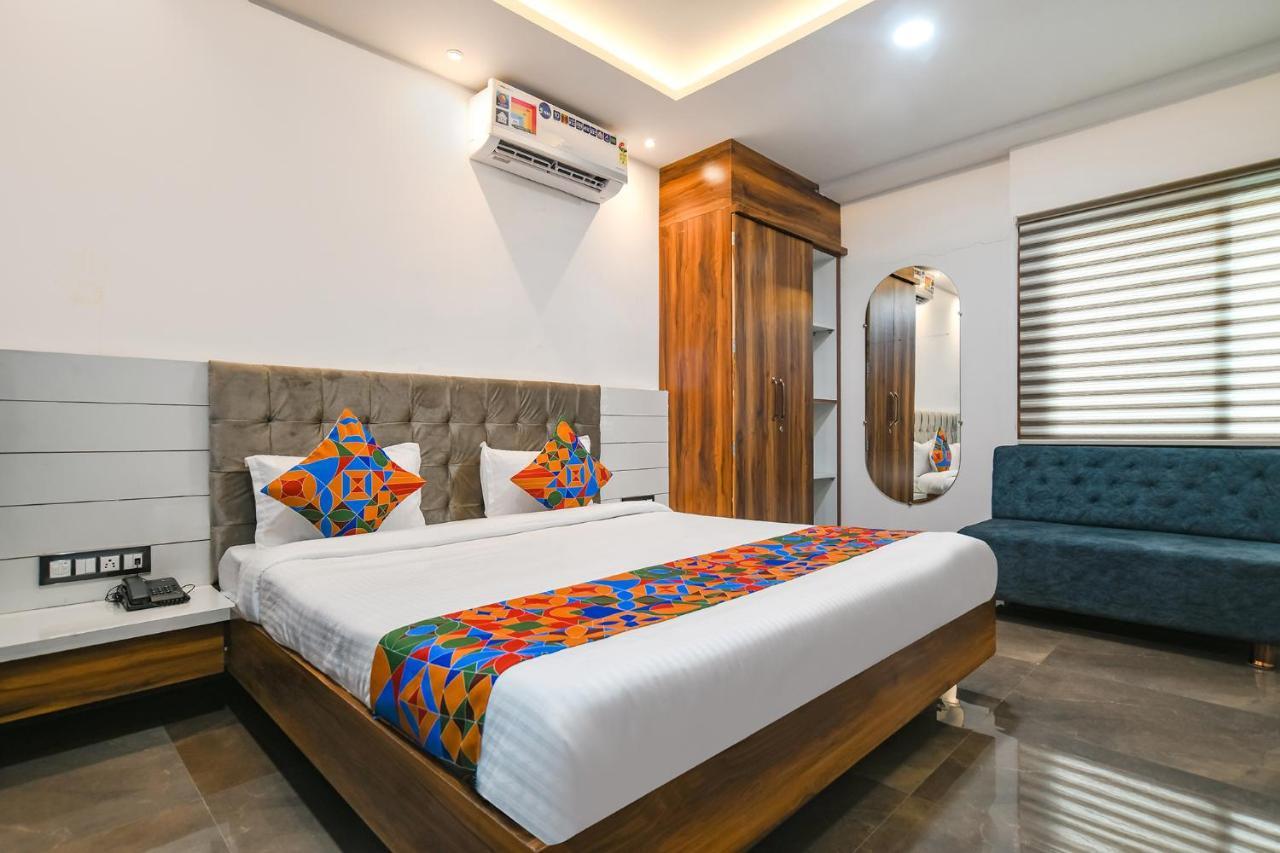 Fabhotel Stay Well อินดอร์ ภายนอก รูปภาพ