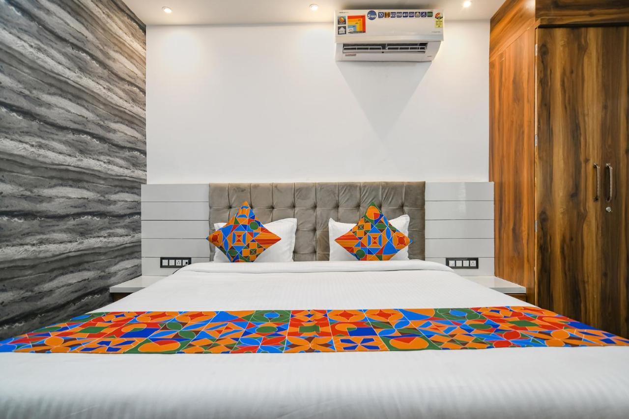 Fabhotel Stay Well อินดอร์ ภายนอก รูปภาพ