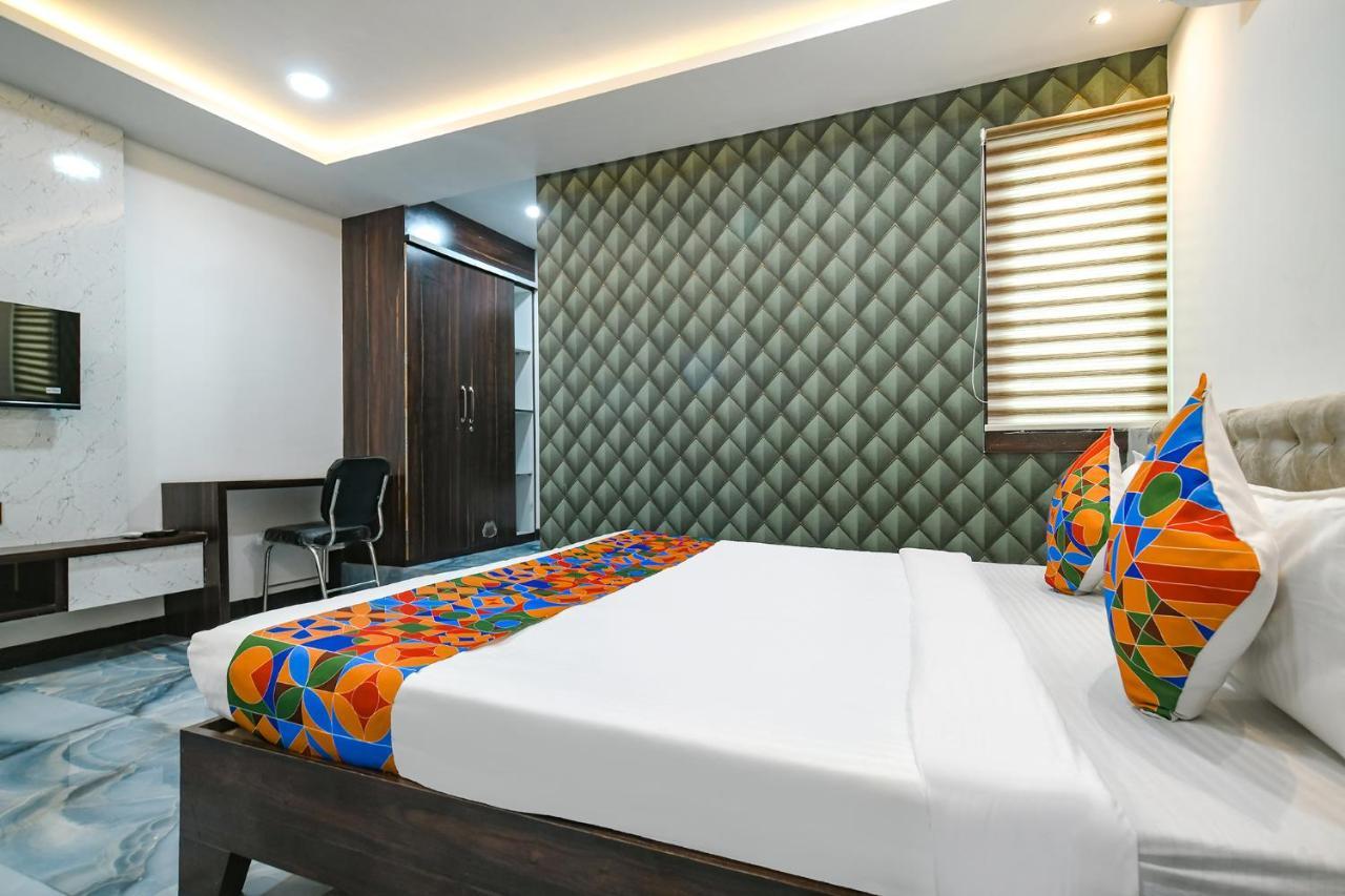 Fabhotel Stay Well อินดอร์ ภายนอก รูปภาพ